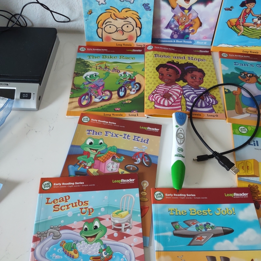 LeapReader Interactive Book Set - Multicolor - Picture 6 of 6